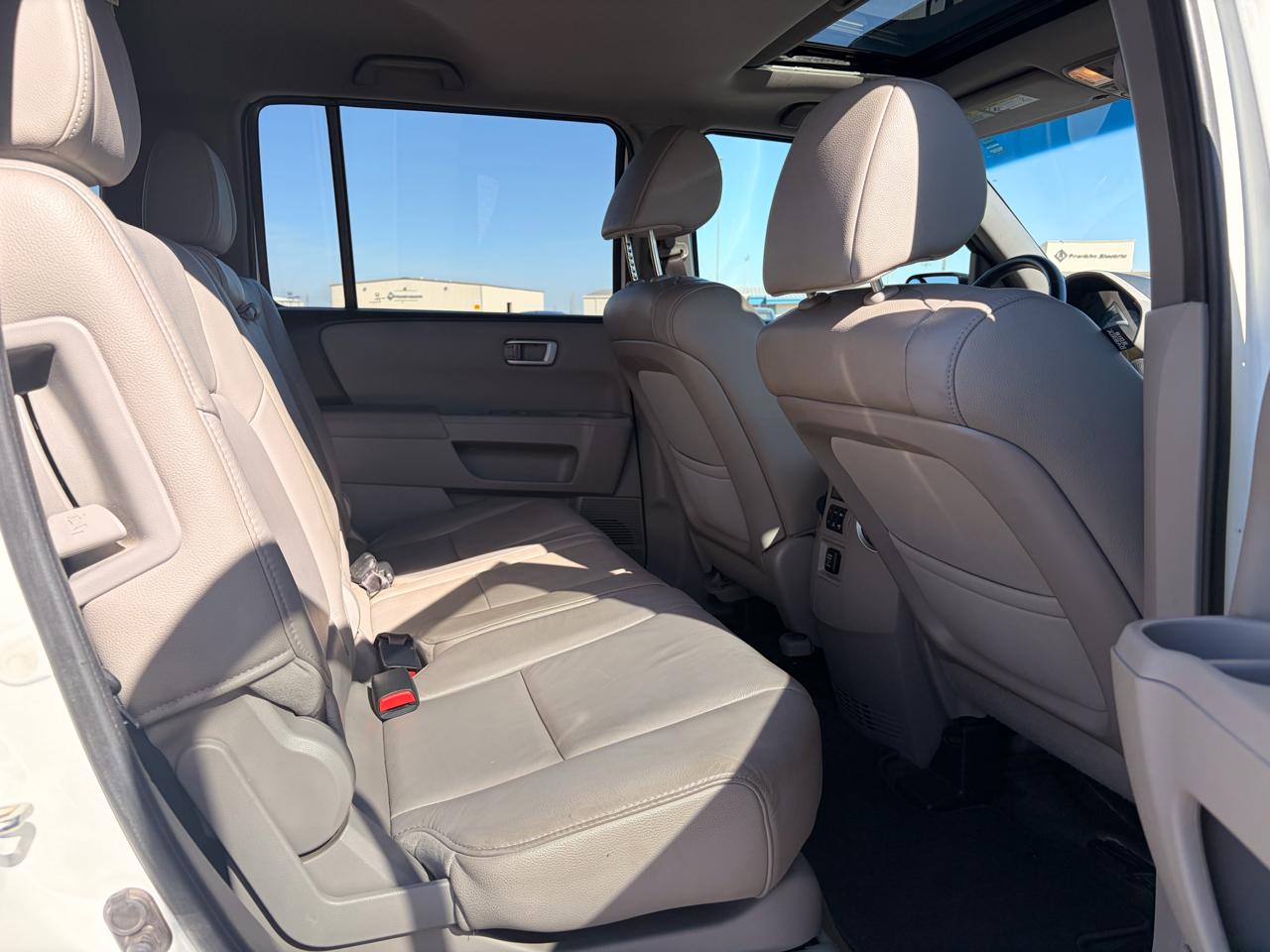 Honda Pilot 2WD 4dr EX-L 2015