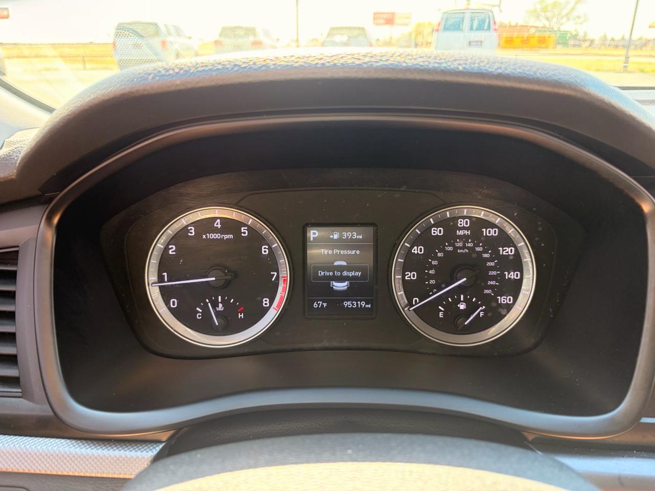 Hyundai Sonata SE 2.4L 2019