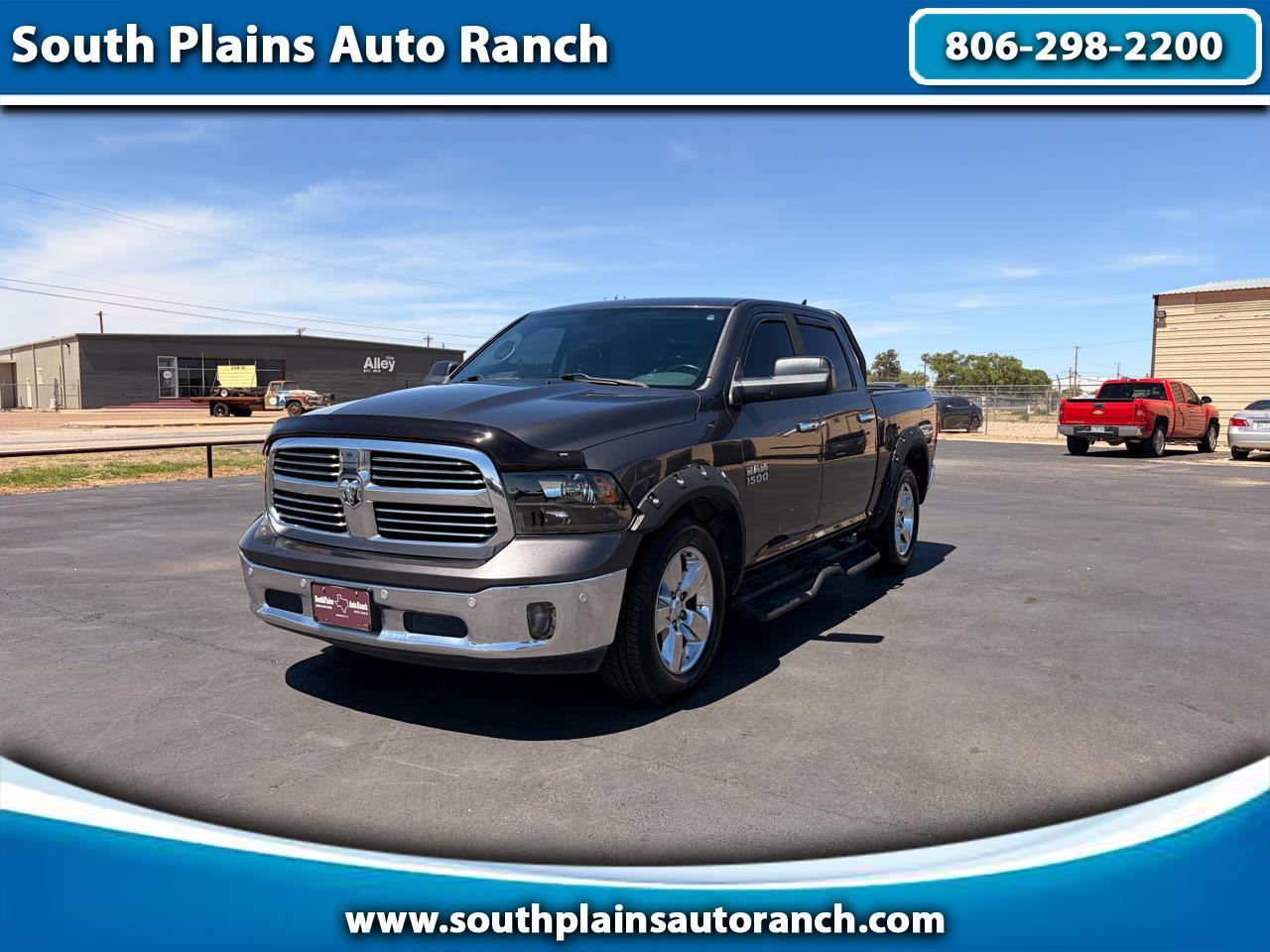 2015 RAM 1500 2WD Crew Cab 140.5" Lone Star
