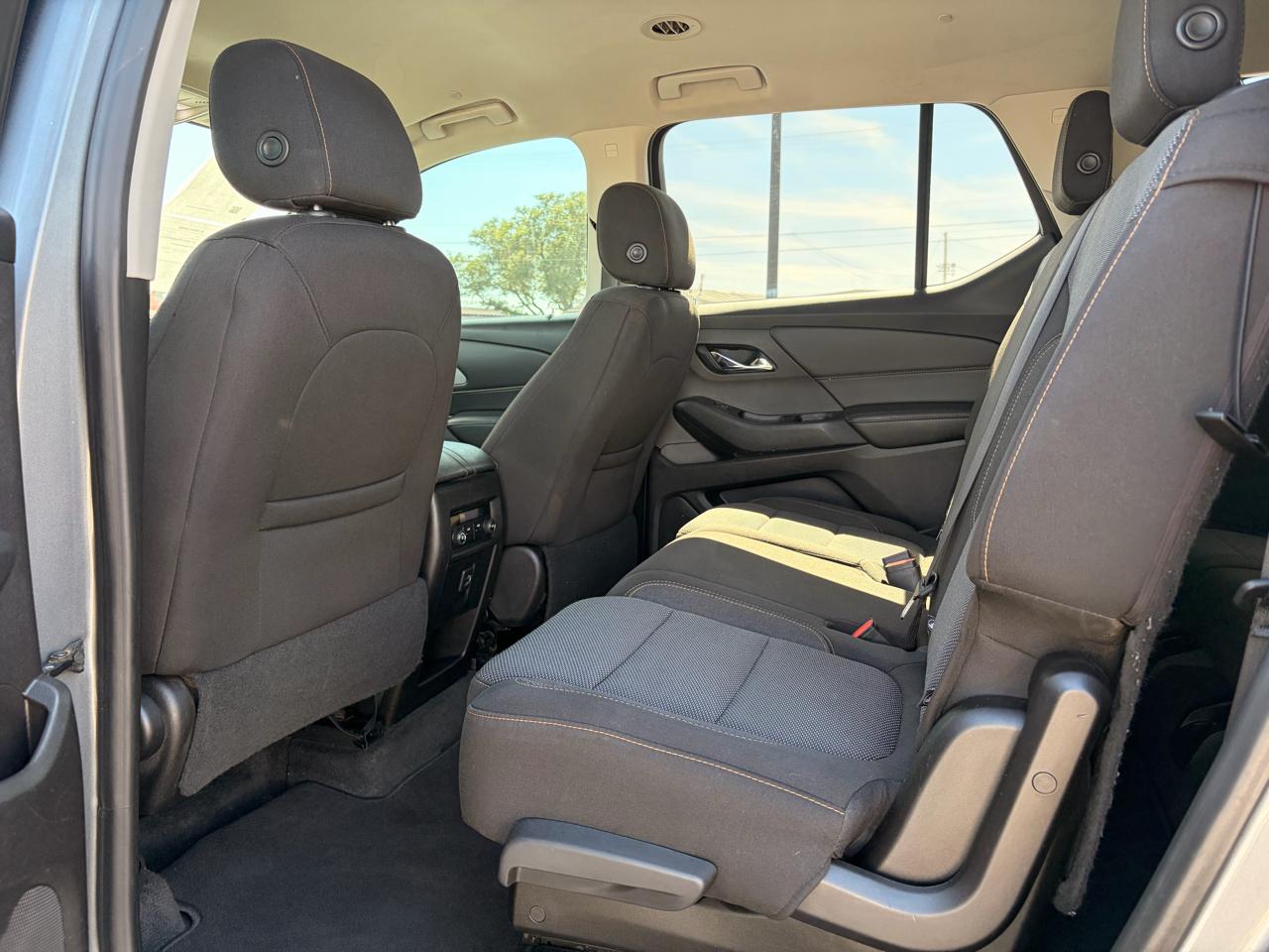 Chevrolet Traverse FWD 4dr LS w/1LS 2018