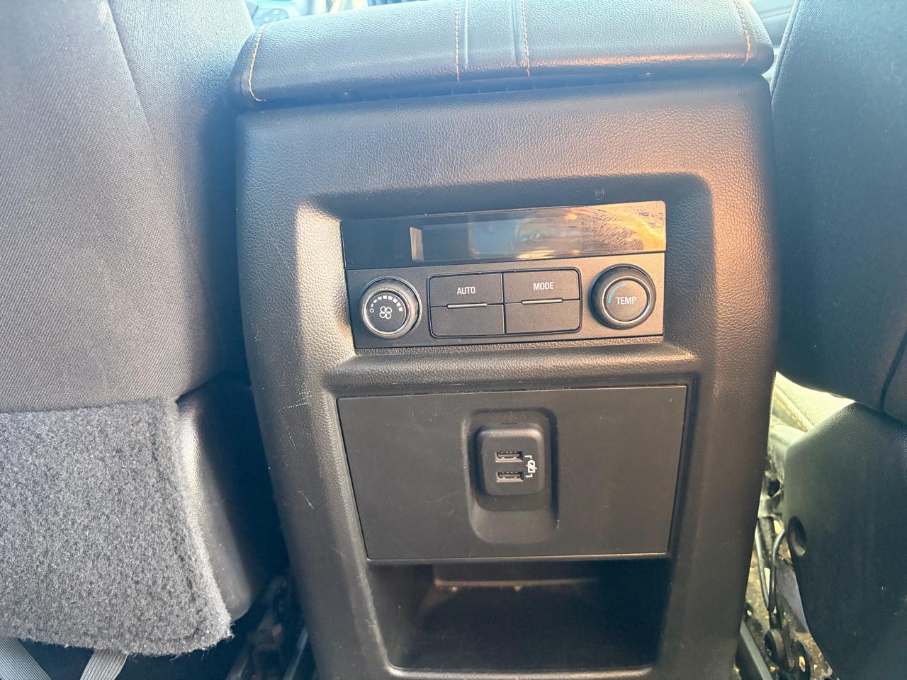 Chevrolet Traverse FWD 4dr LS w/1LS 2018