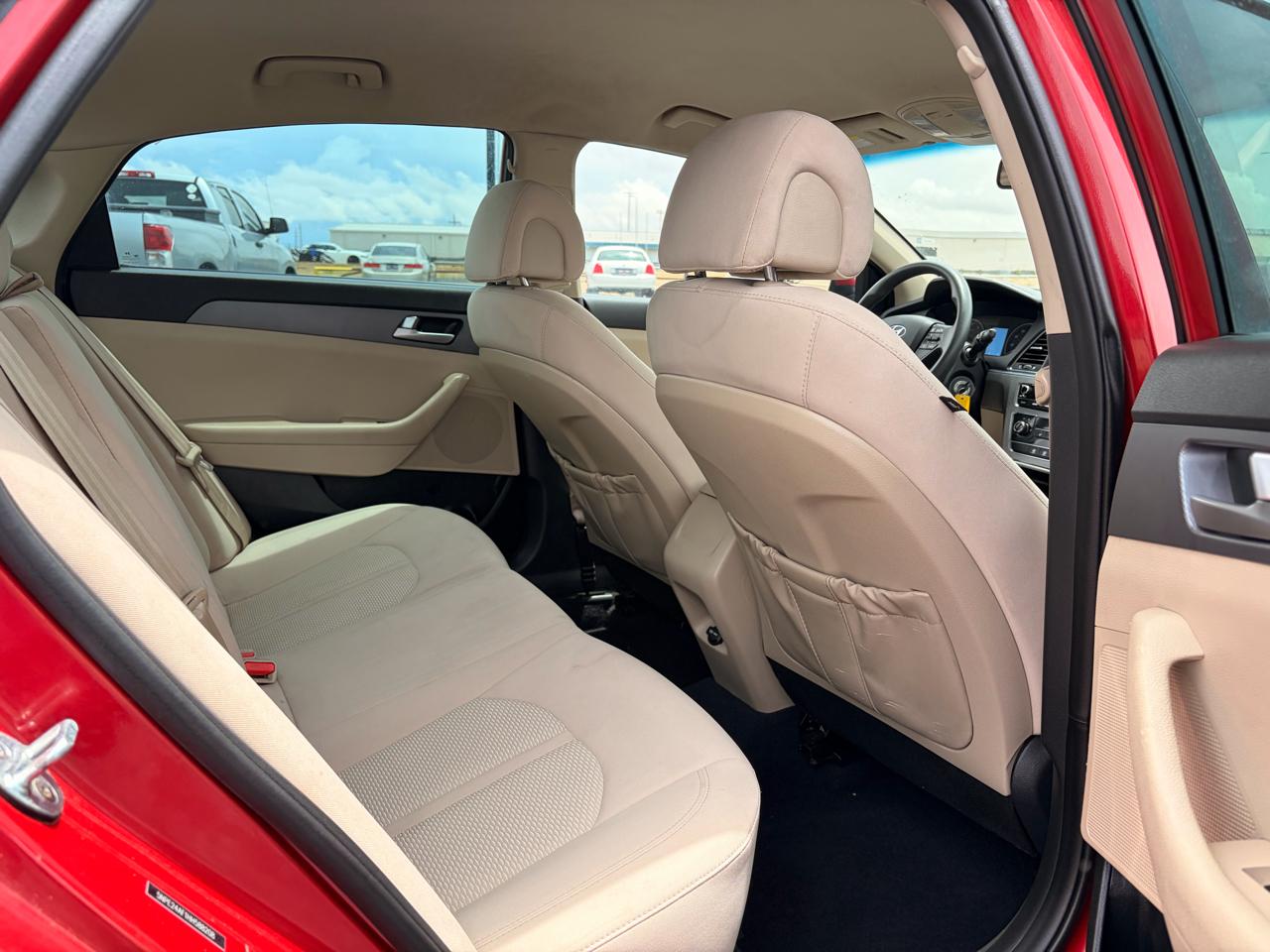 Hyundai Sonata SE 2.4L 2017