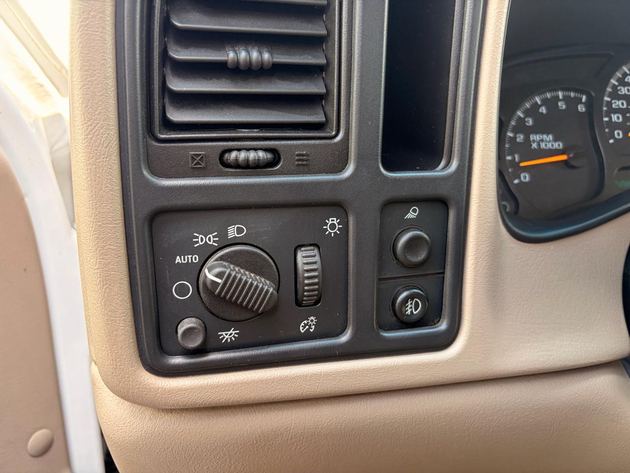 Chevrolet Silverado 1500 Crew Cab 143.5" WB 2WD LT2 2006