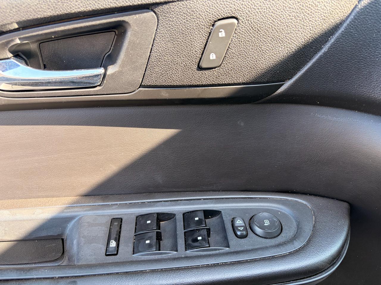 Chevrolet Traverse AWD 4dr LT w/1LT 2013