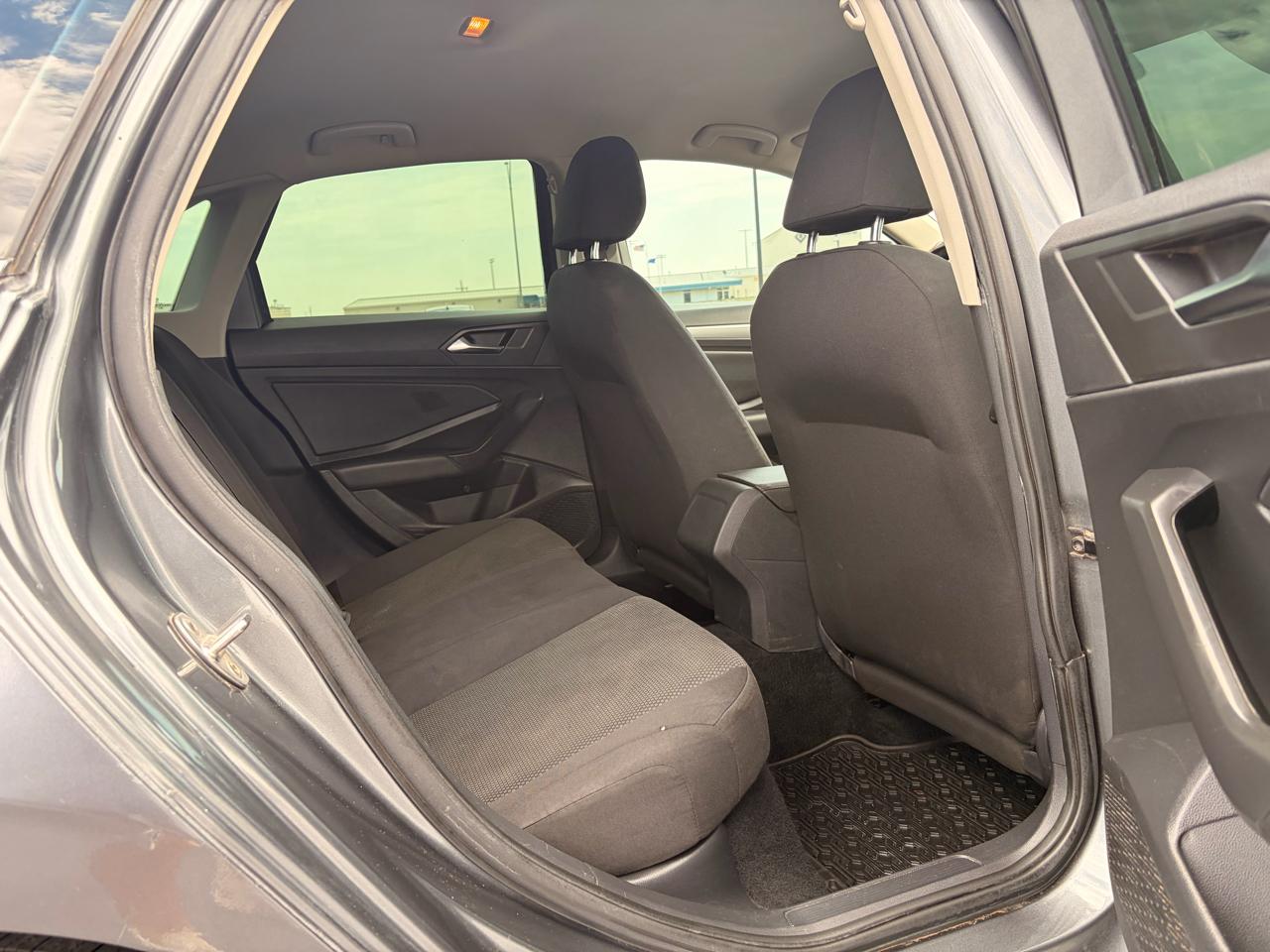 Volkswagen Jetta R-Line Auto w/ULEV 2019