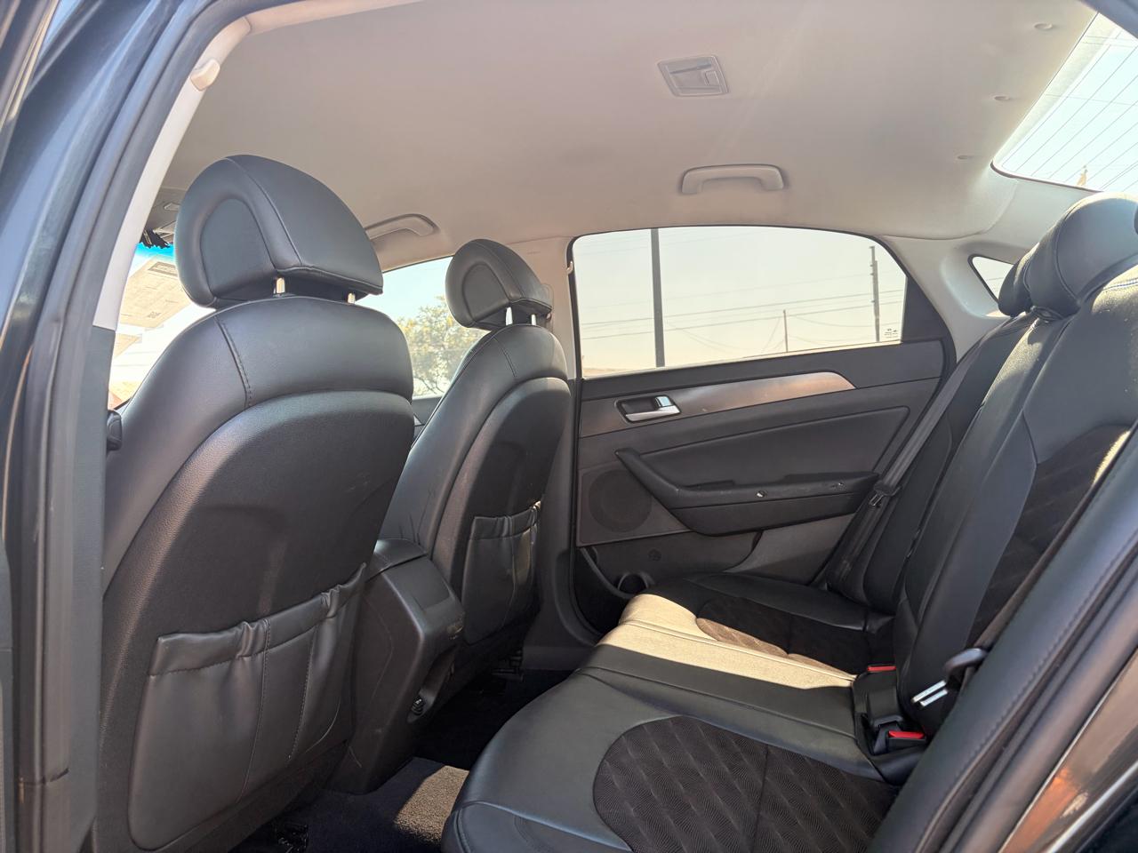 Hyundai Sonata 4dr Sdn 2.4L Sport PZEV 2015