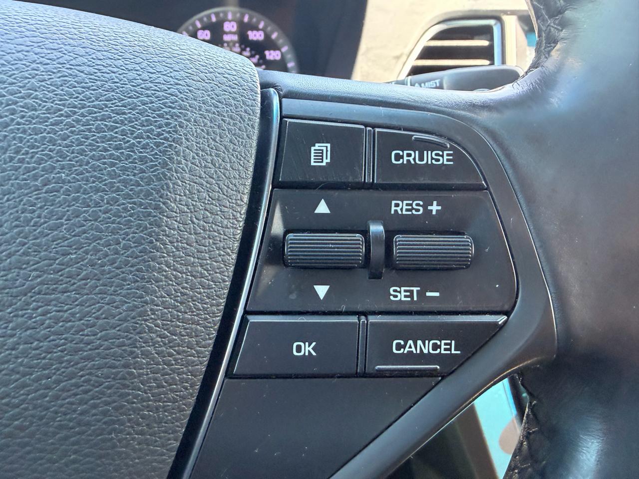 Hyundai Sonata 4dr Sdn 2.4L Sport PZEV 2015