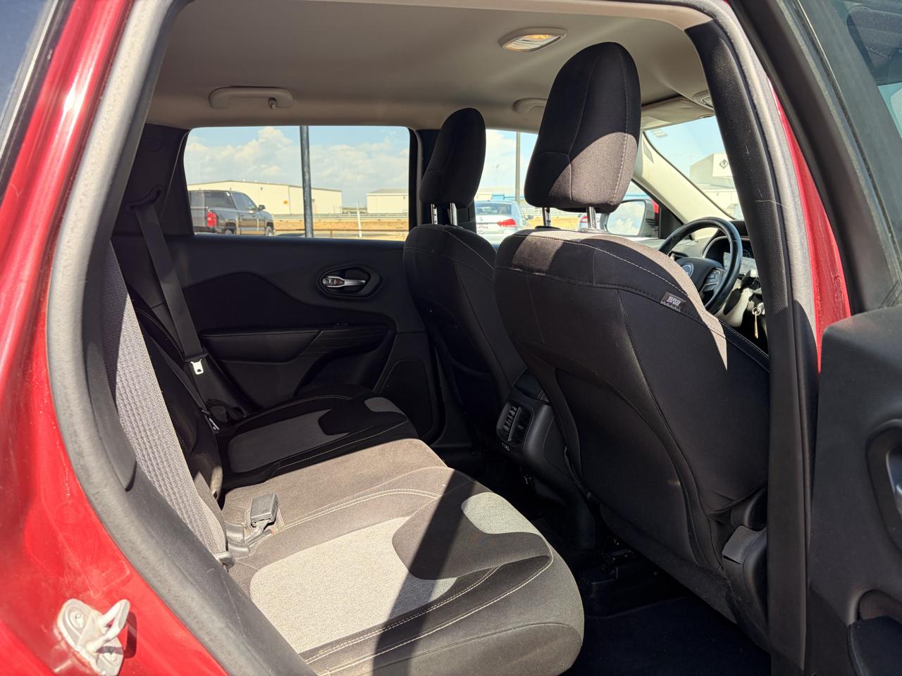 Jeep Cherokee FWD 4dr Latitude 2014
