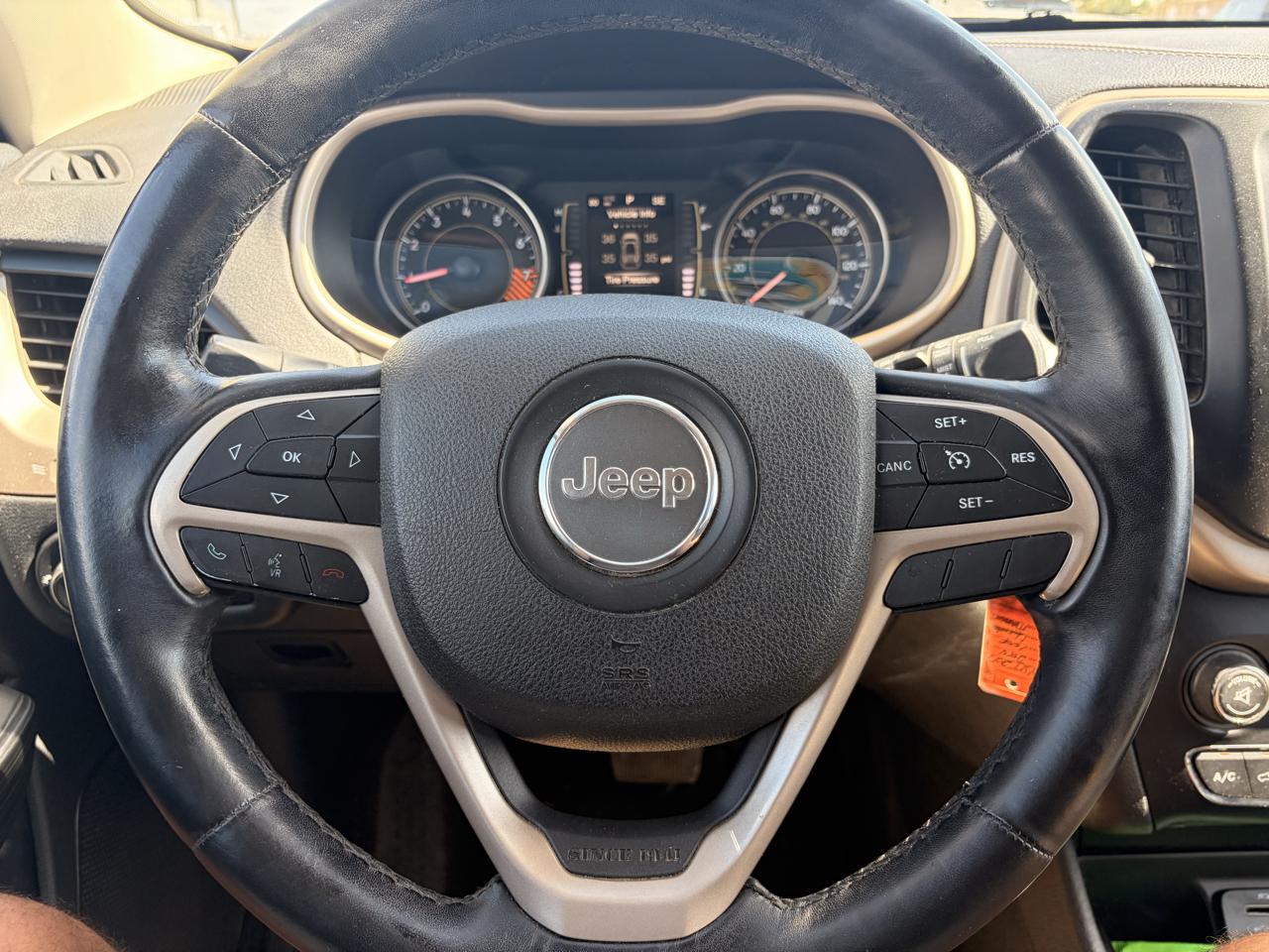 Jeep Cherokee FWD 4dr Latitude 2014