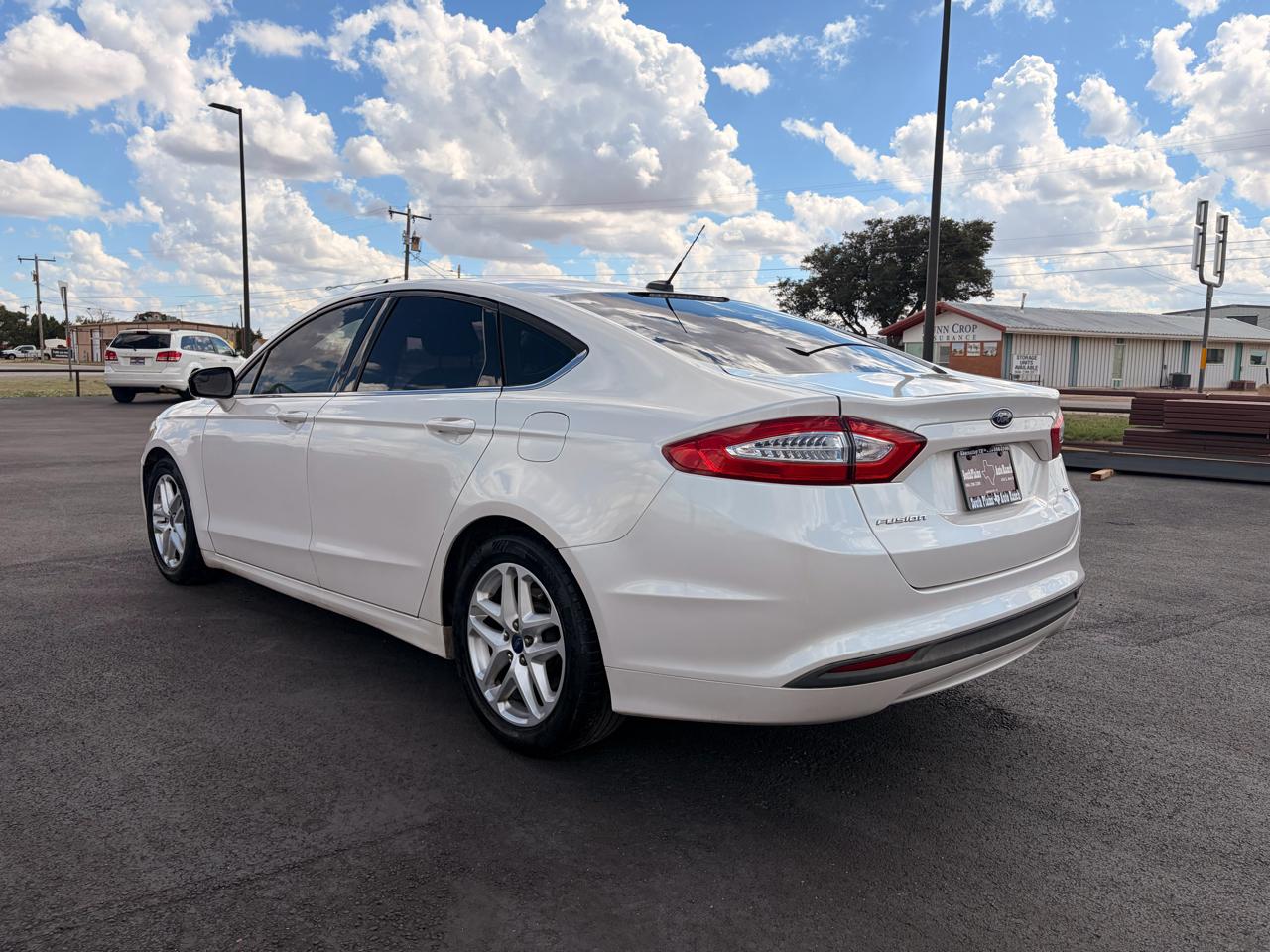 Ford Fusion 4dr Sdn SE FWD 2015