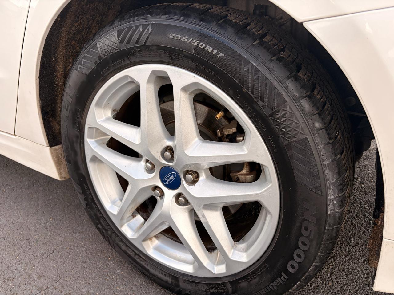 Ford Fusion 4dr Sdn SE FWD 2015