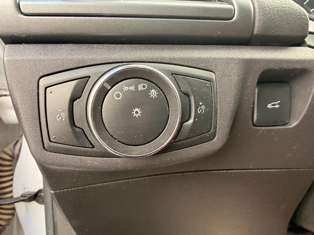 Ford Fusion 4dr Sdn SE FWD 2015