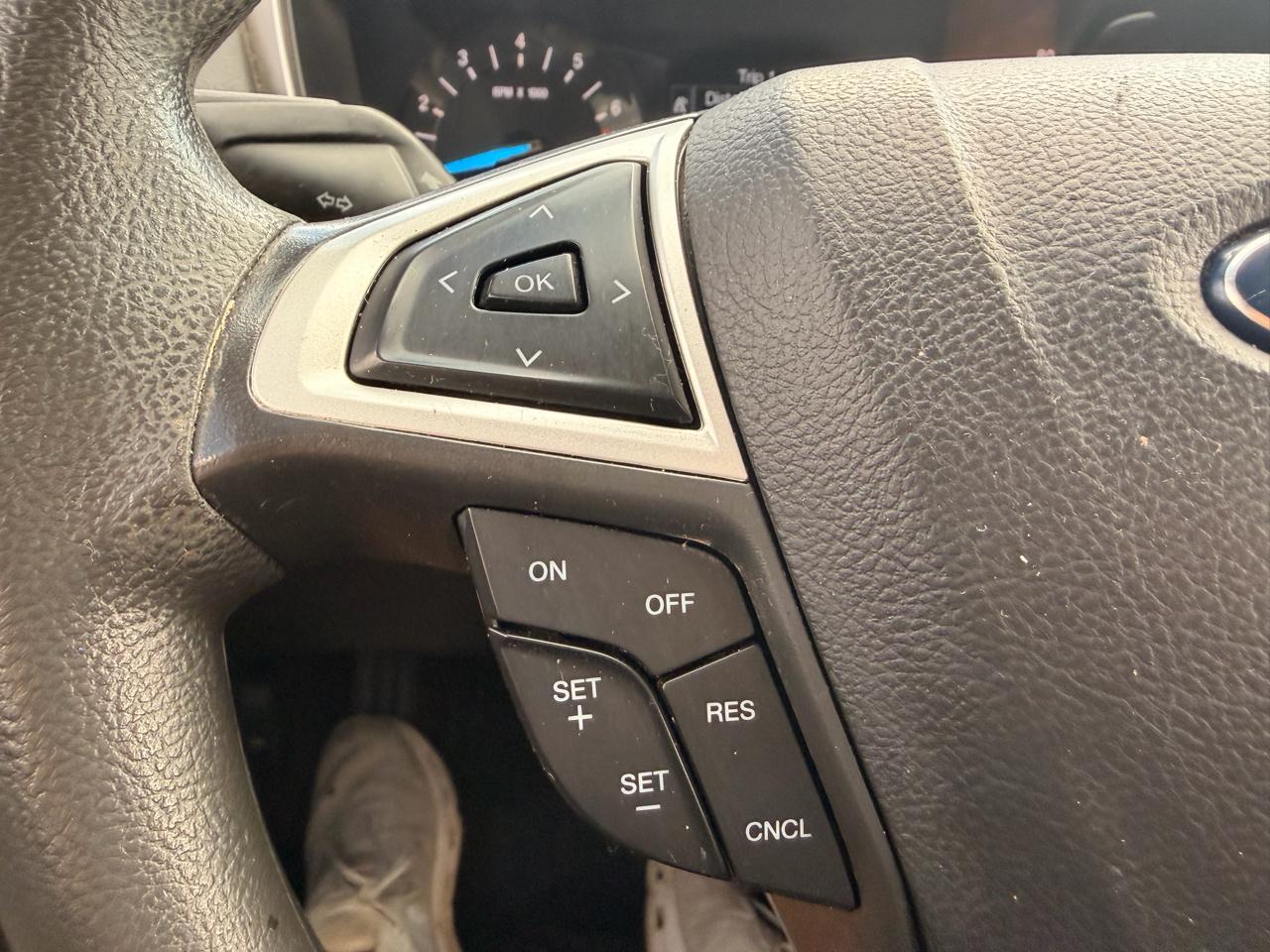 Ford Fusion 4dr Sdn SE FWD 2015