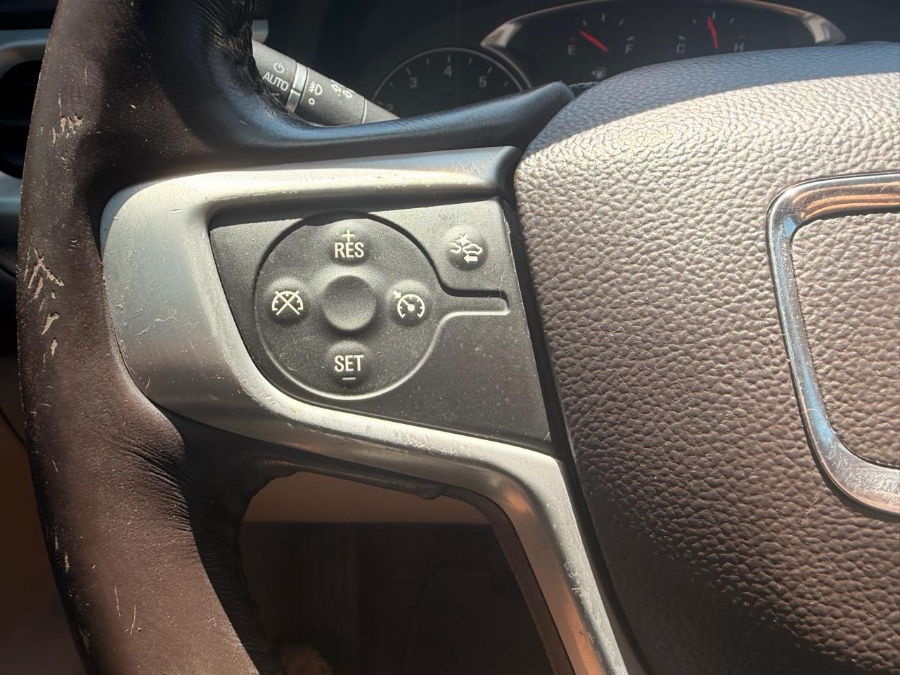 GMC Acadia FWD 4dr SLT w/SLT-2 2017