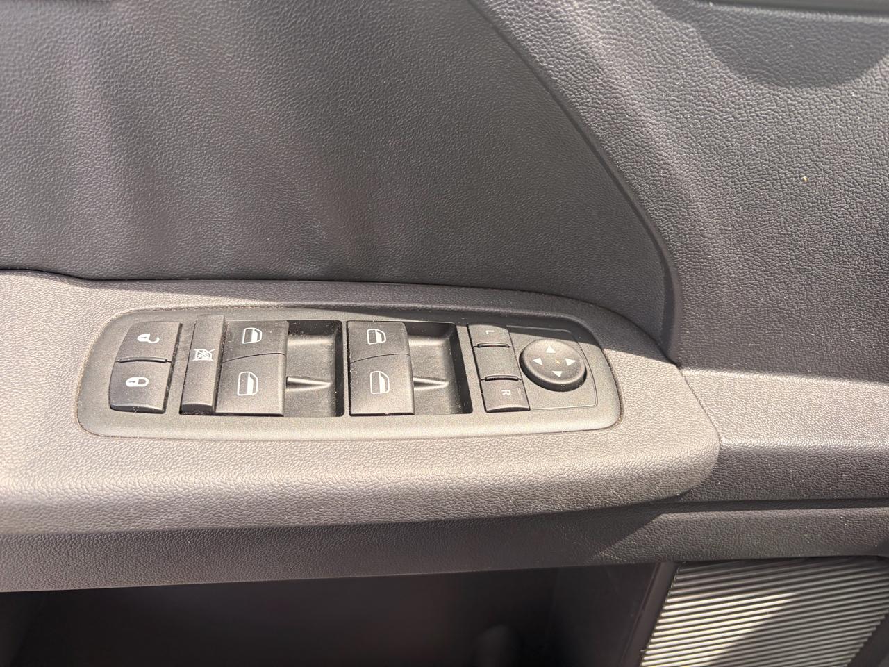 Dodge Journey FWD 4dr SXT 2010