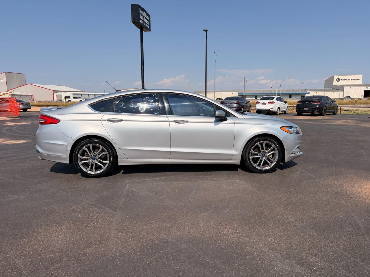 Ford Fusion SE FWD 2017