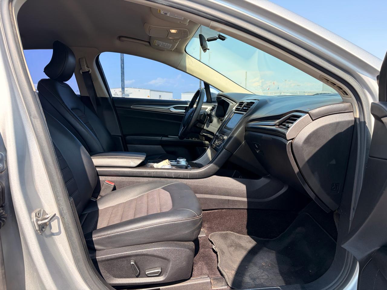 Ford Fusion SE FWD 2017