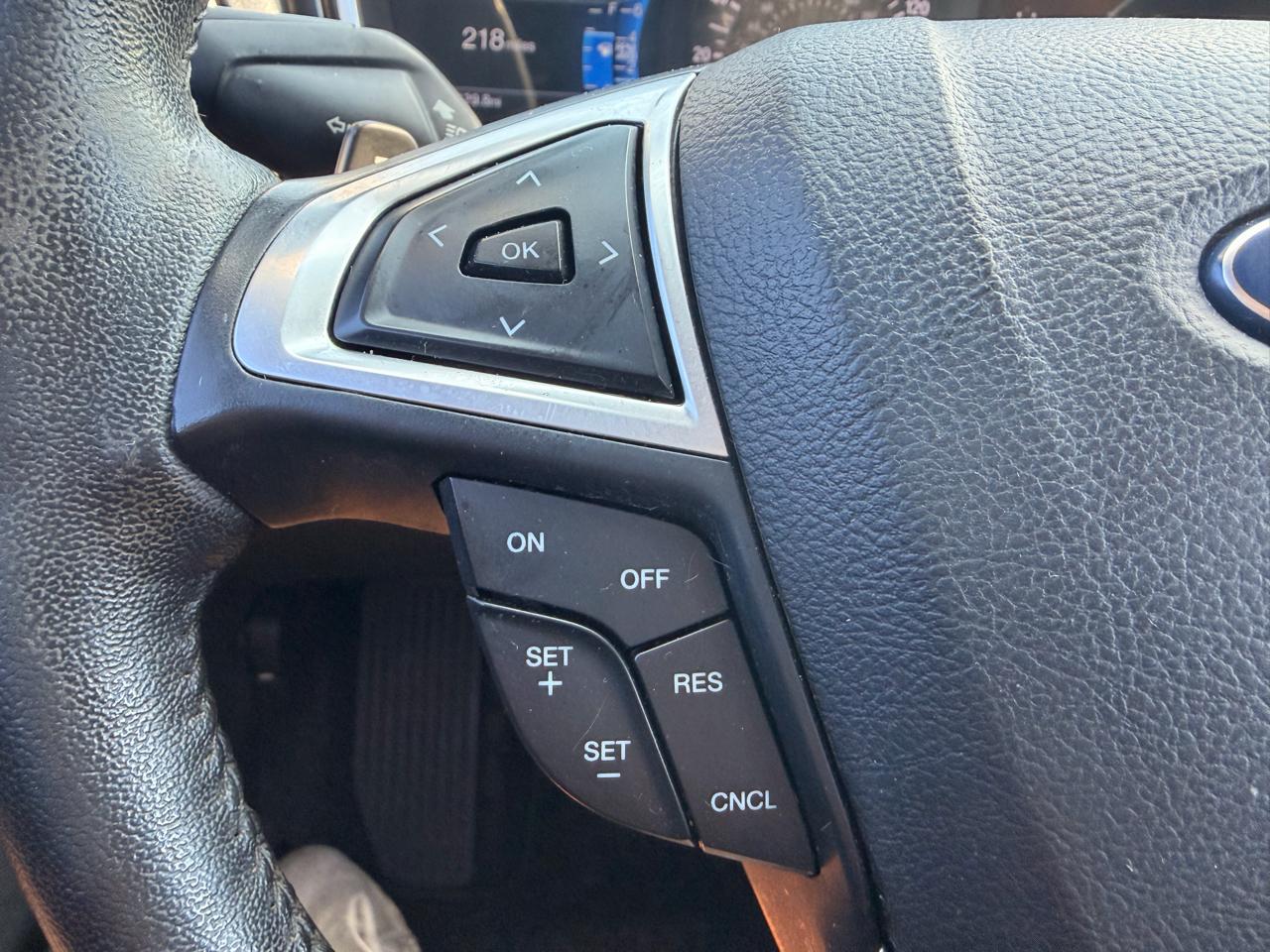 Ford Fusion SE FWD 2017