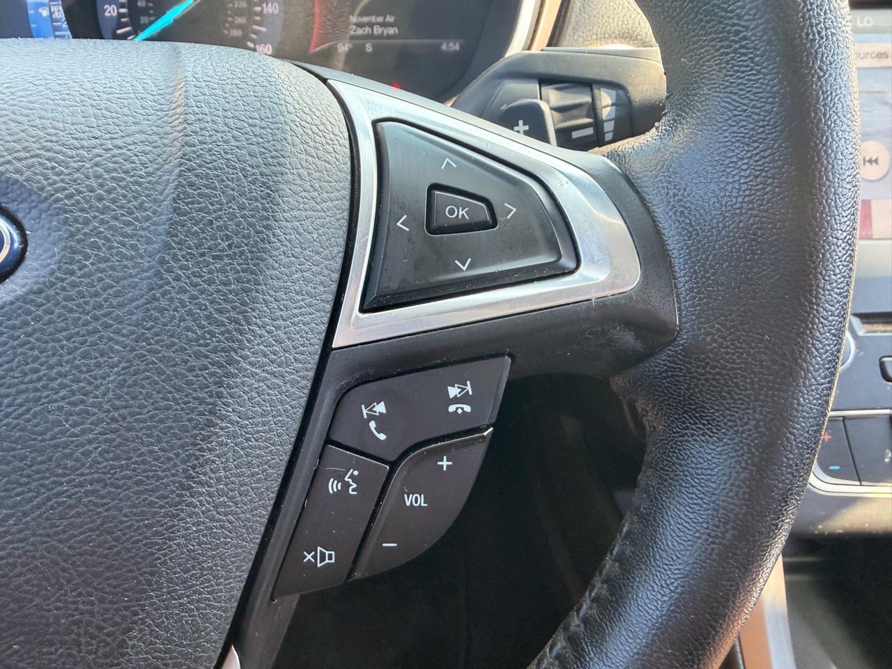 Ford Fusion SE FWD 2017
