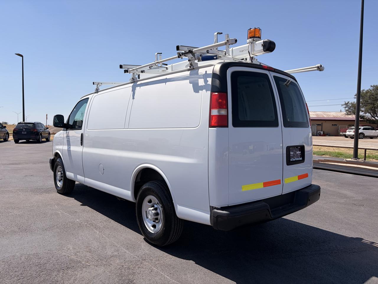 Chevrolet Express Cargo Van RWD 2500 135" 2015