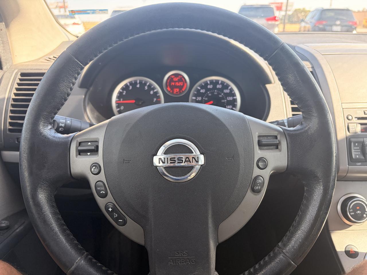 Nissan Sentra 4dr Sdn I4 CVT 2.0 S 2012