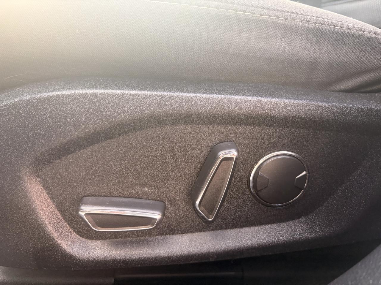 Ford Fusion SE FWD 2017