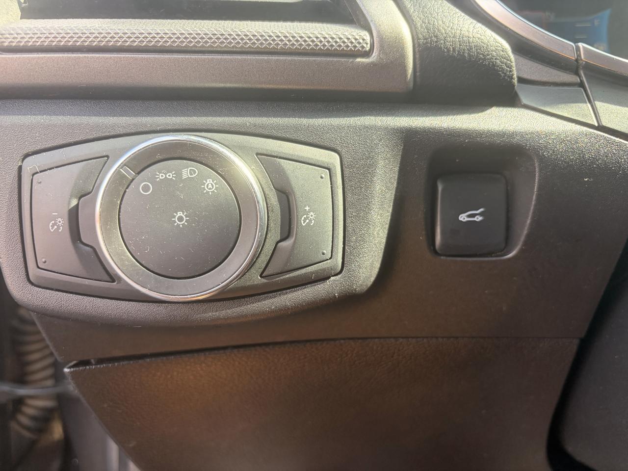 Ford Fusion SE FWD 2017