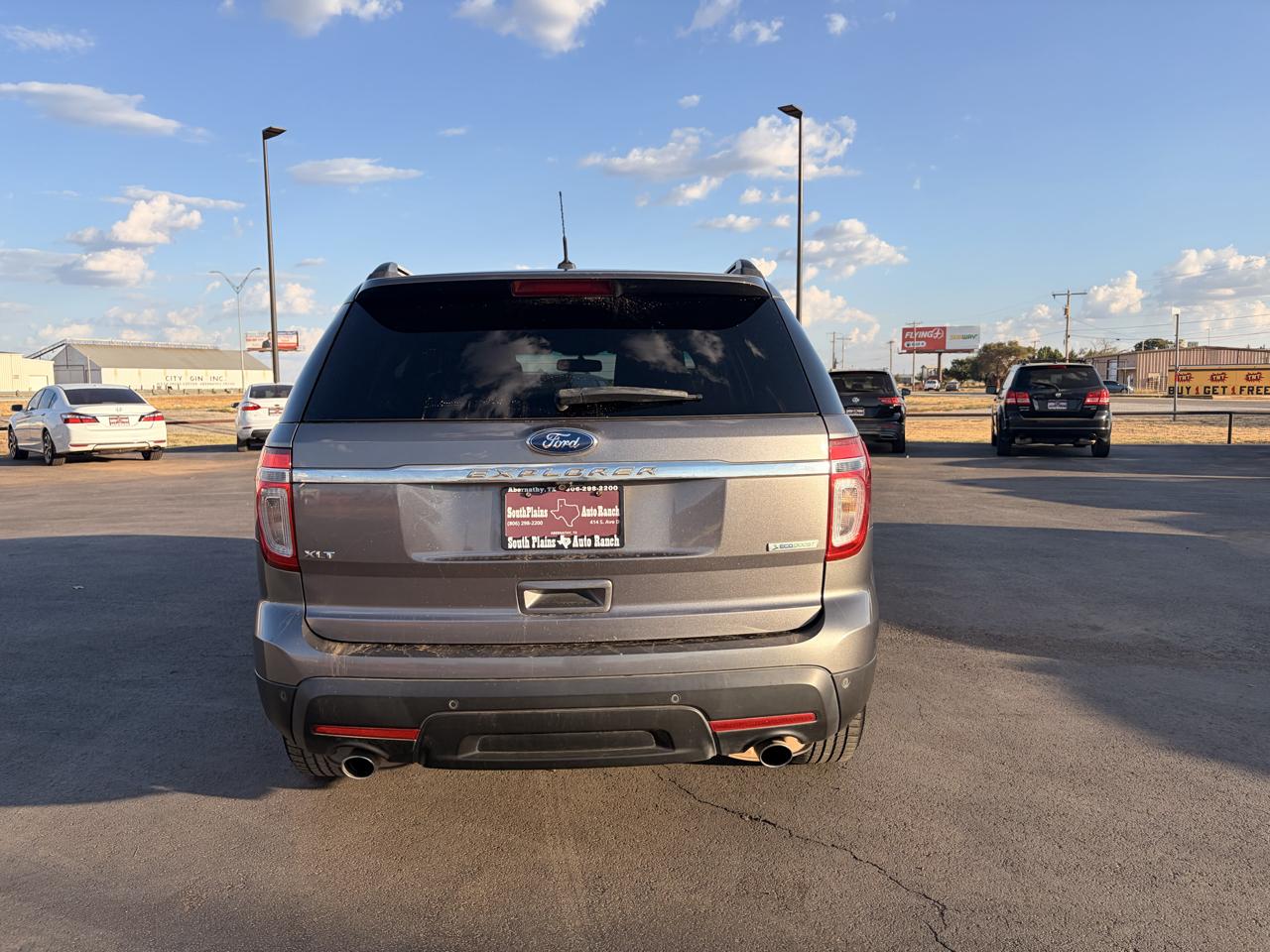 Ford Explorer FWD 4dr XLT 2012