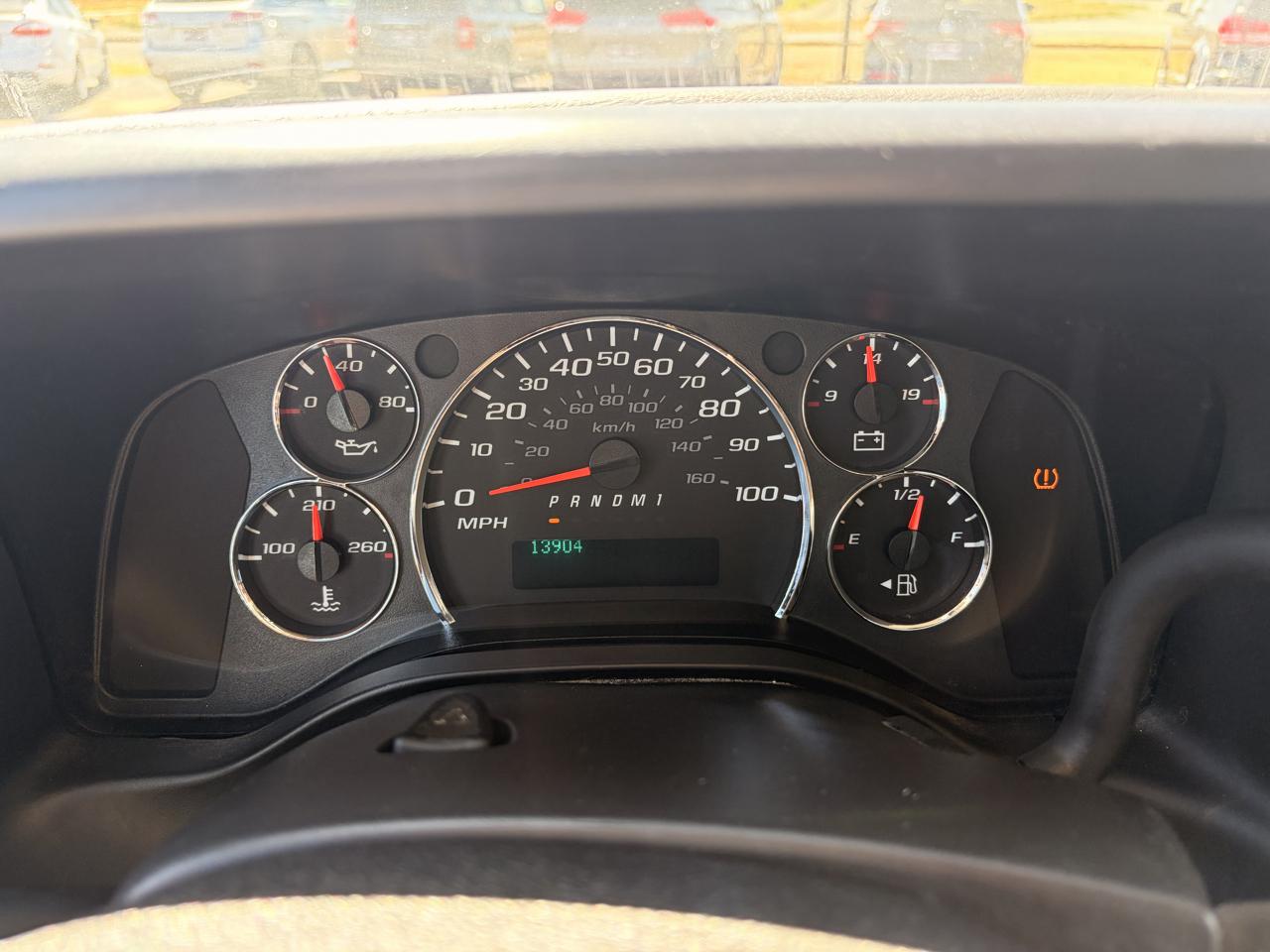 GMC Savana Cargo Van RWD 3500 135" 2015
