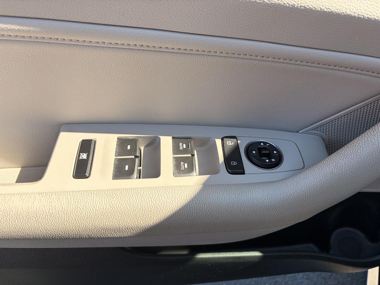Hyundai Sonata 4dr Sdn 2.4L Limited 2016