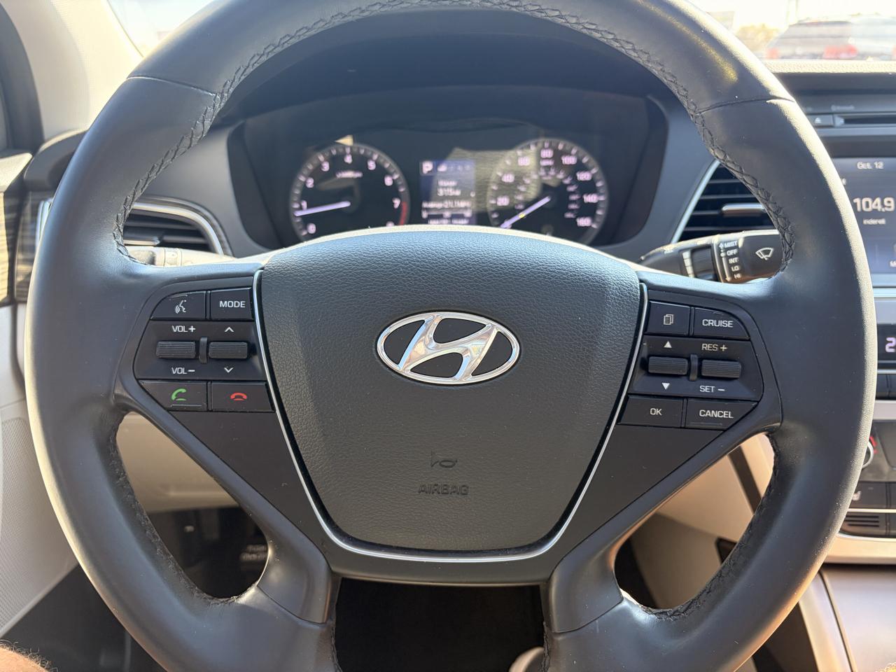 Hyundai Sonata 4dr Sdn 2.4L Limited 2016