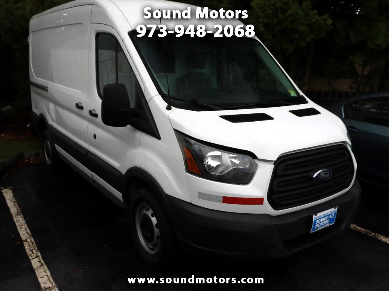 Ford Transit 250 Van Med. Roof w/Sliding Pass. 130-in. WB 2015