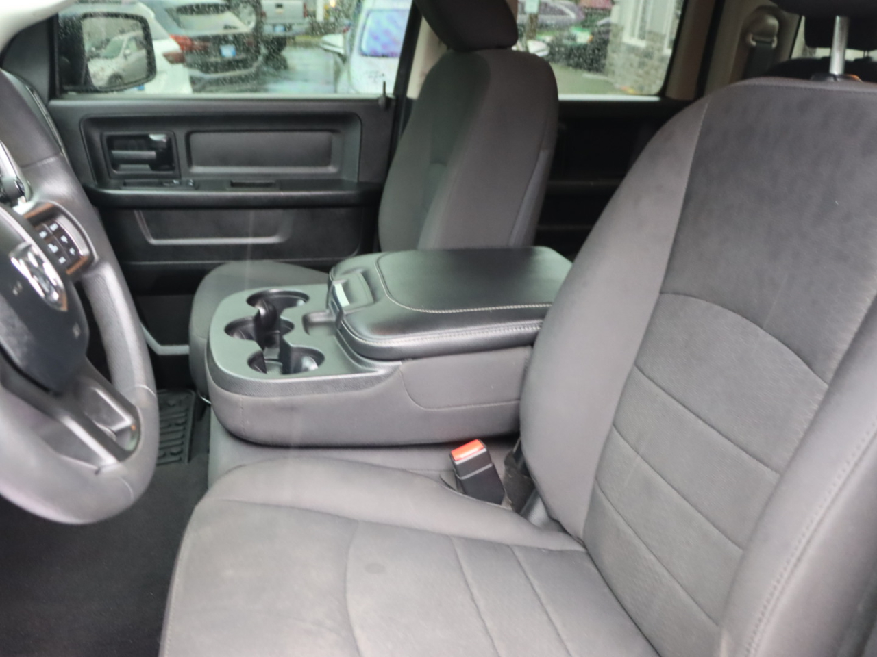 RAM 1500 Tradesman Quad Cab 4WD 2018 RAM 1500 Tradesman Quad Cab 4WD 2018