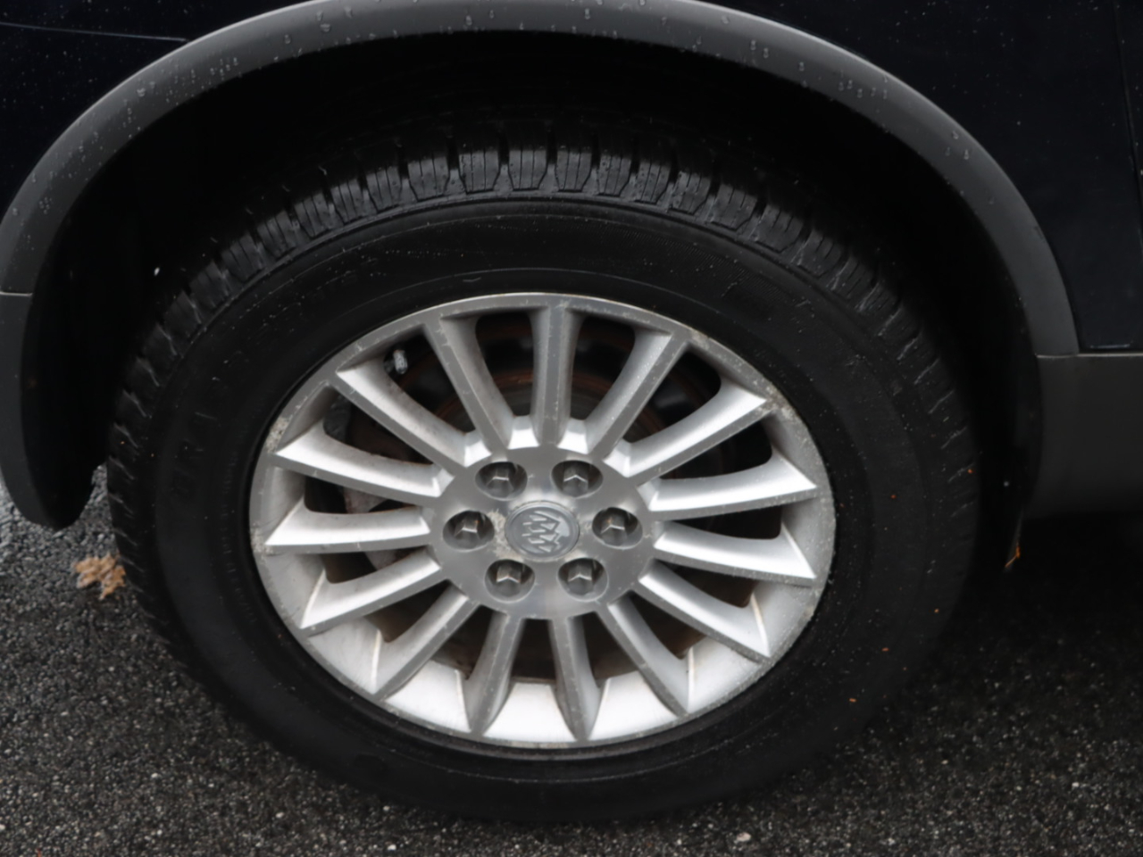 Buick Enclave CXL-1 AWD 2011 Buick Enclave CXL-1 AWD 2011