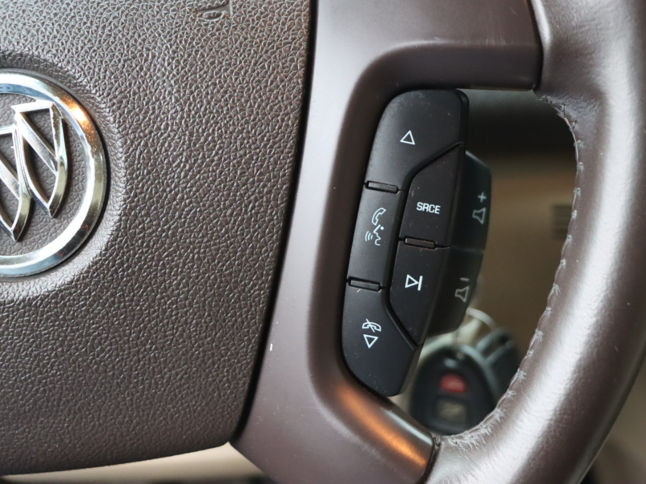 Buick Enclave CXL-1 AWD 2011 Buick Enclave CXL-1 AWD 2011