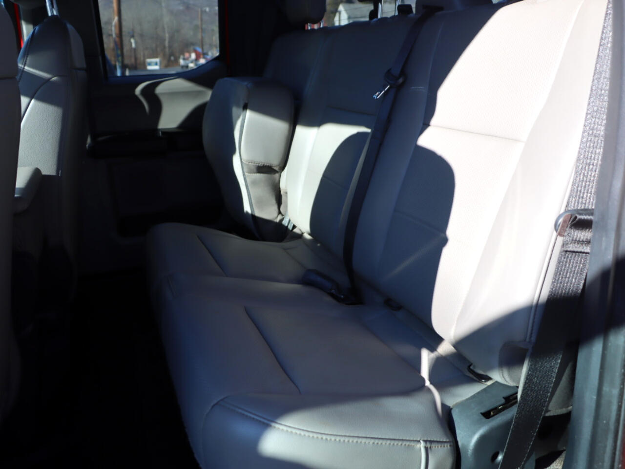 Ford F-350 SD Lariat SuperCab 4WD 2022