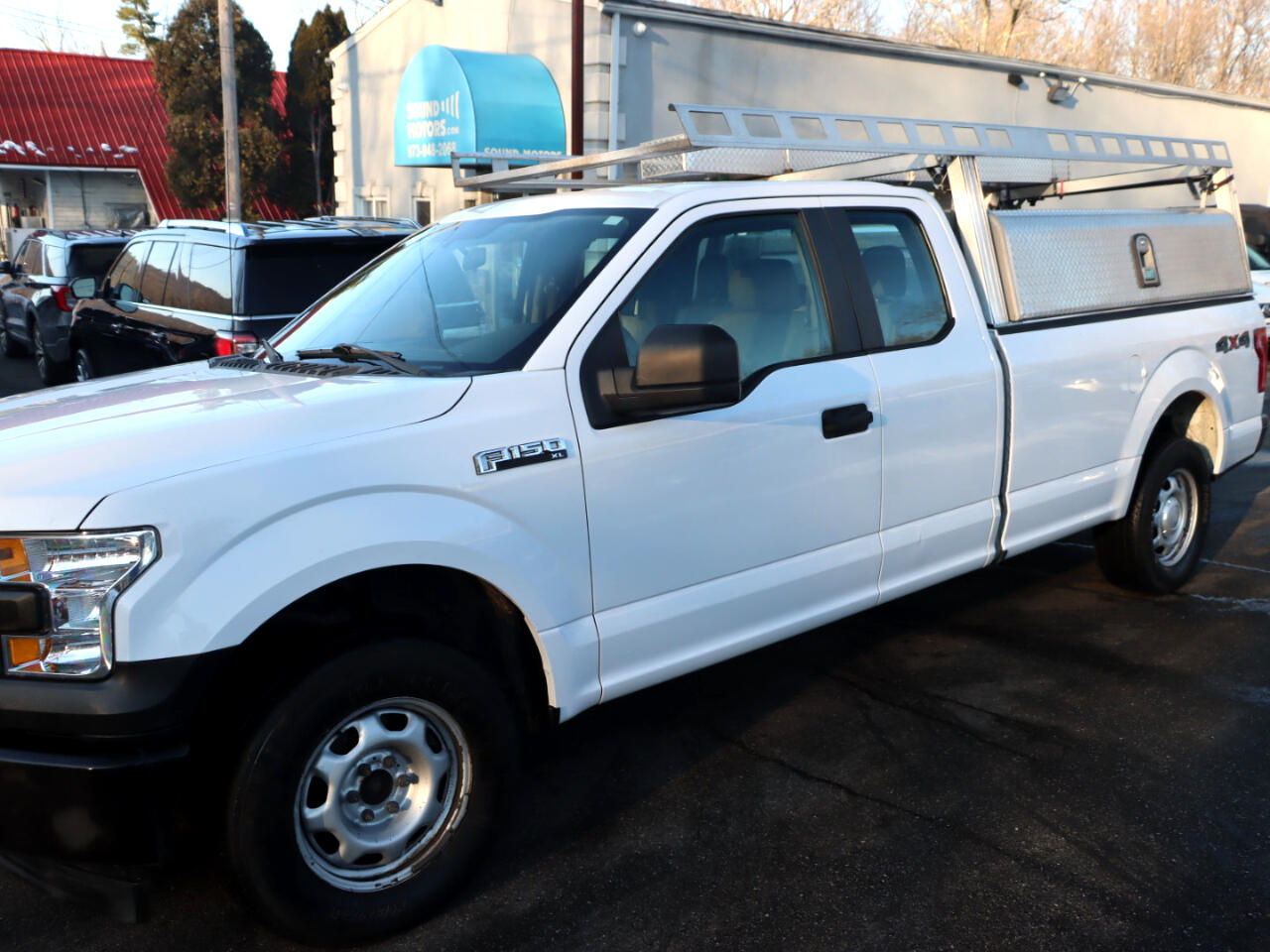 Ford F-150 Lariat SuperCab 8-ft. 4WD 2017