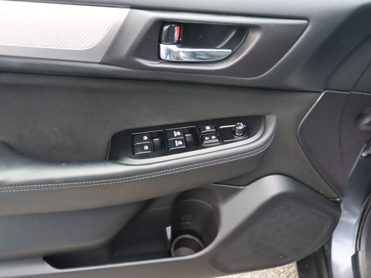 Subaru Outback 2.5i Premium 2016