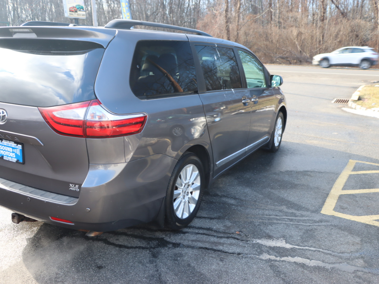 Toyota Sienna Limited AWD 7-Passenger V6 2015