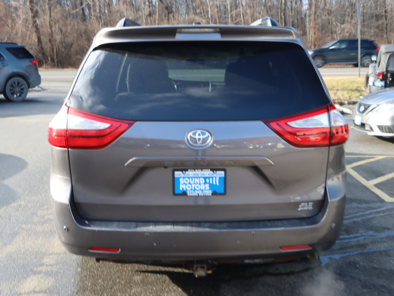 Toyota Sienna Limited AWD 7-Passenger V6 2015