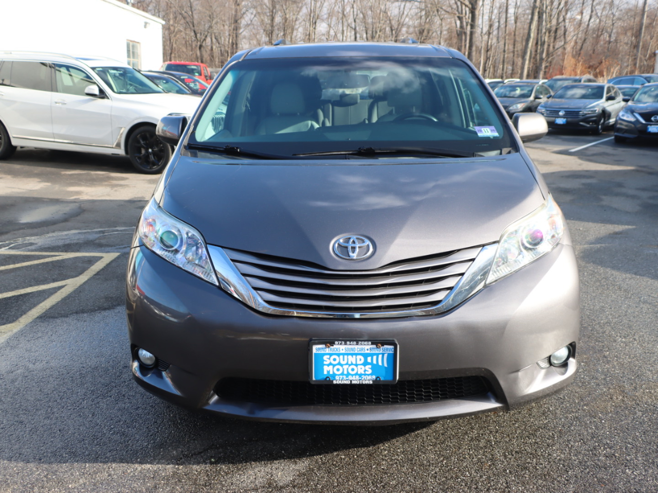 Toyota Sienna Limited AWD 7-Passenger V6 2015