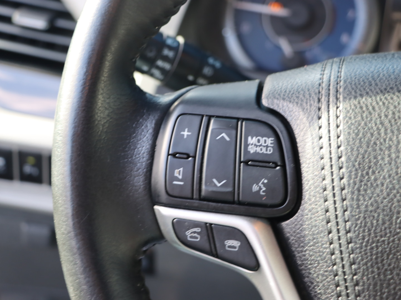 Toyota Sienna Limited AWD 7-Passenger V6 2015