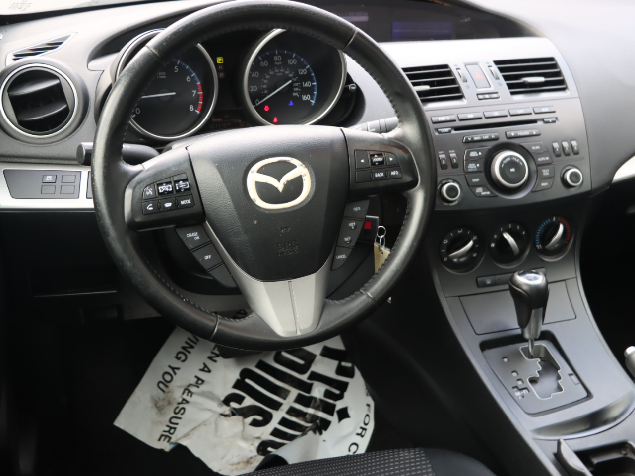 Mazda MAZDA3 i Touring 4-door 2012