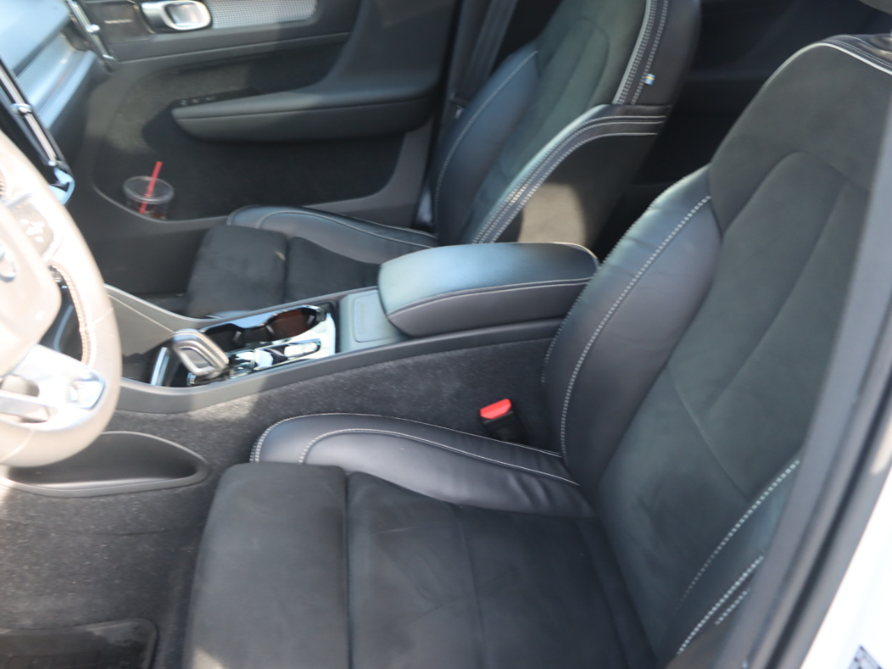 Volvo XC40 T5 R-Design AWD 2021