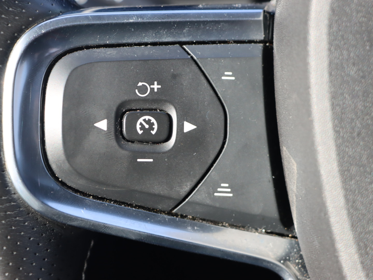 Volvo XC40 T5 R-Design AWD 2021