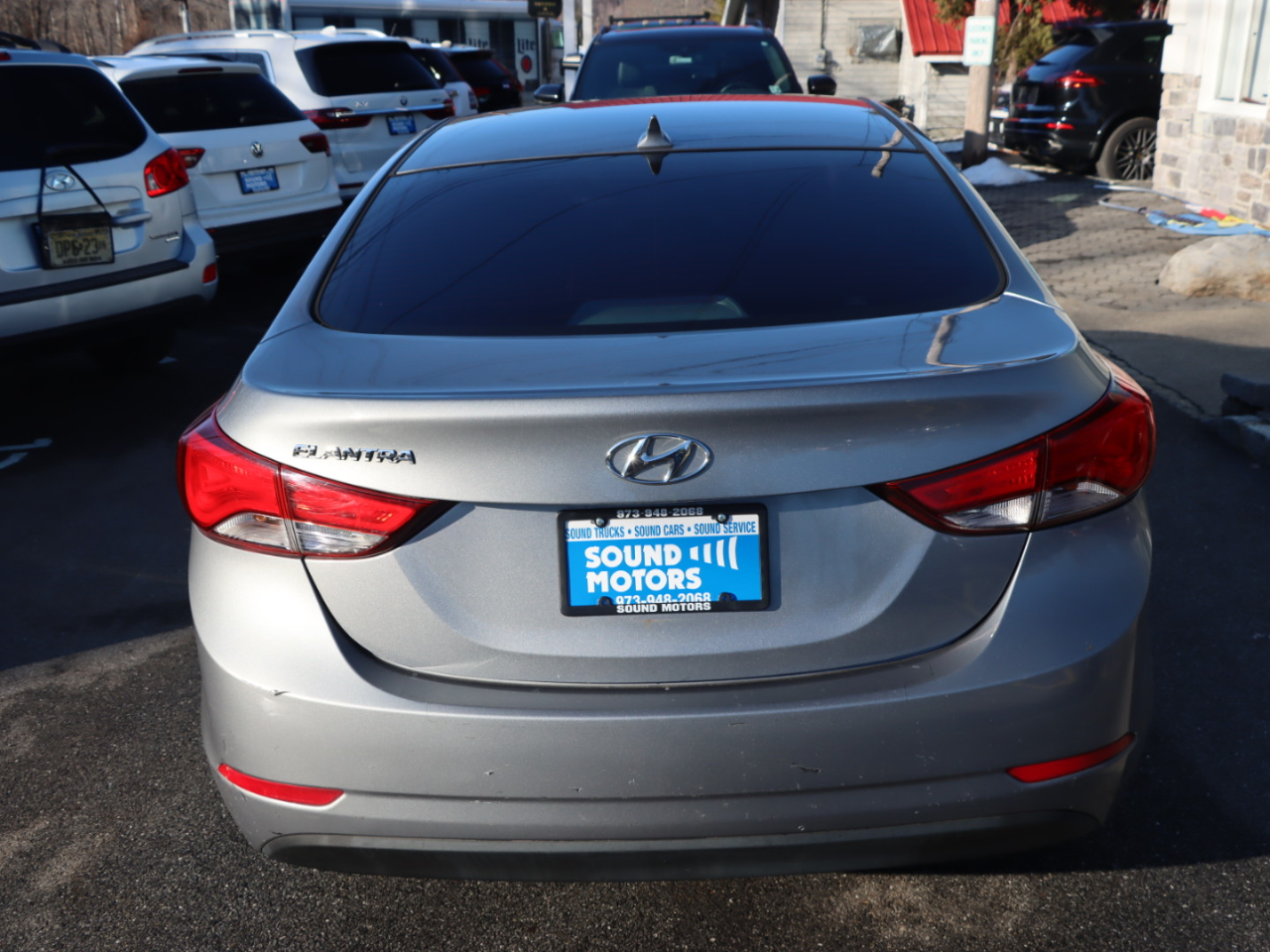 Hyundai Elantra SE 6AT 2015