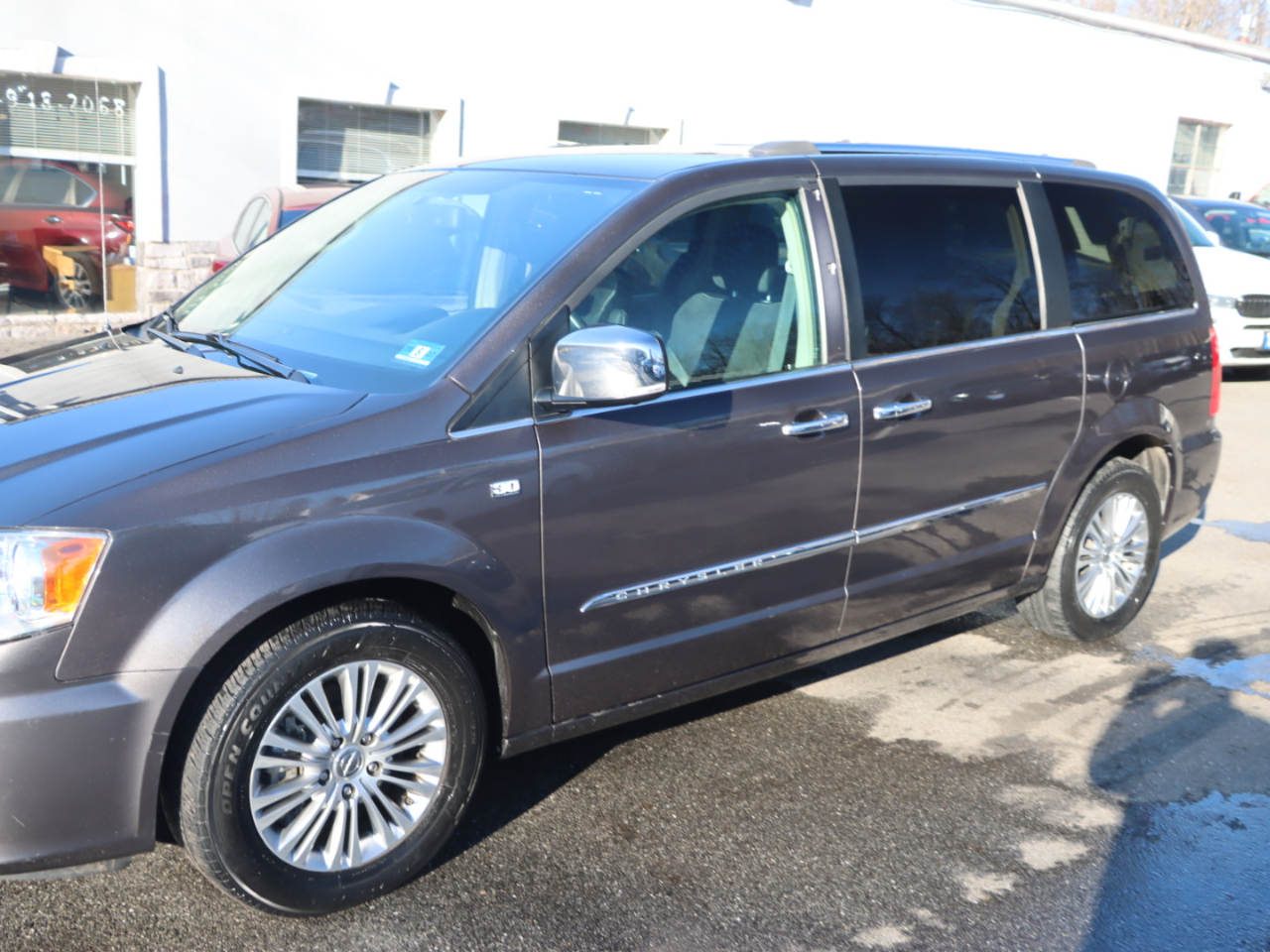 Chrysler Town & Country Touring-L 2014