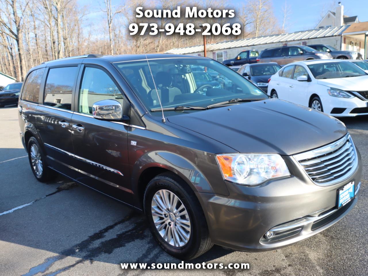 2014 Chrysler Town & Country Touring-L
