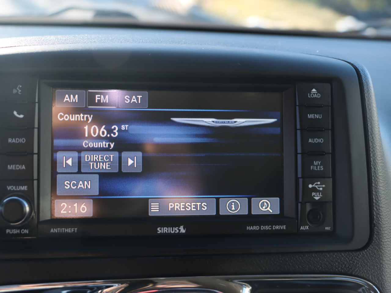 Chrysler Town & Country Touring-L 2014