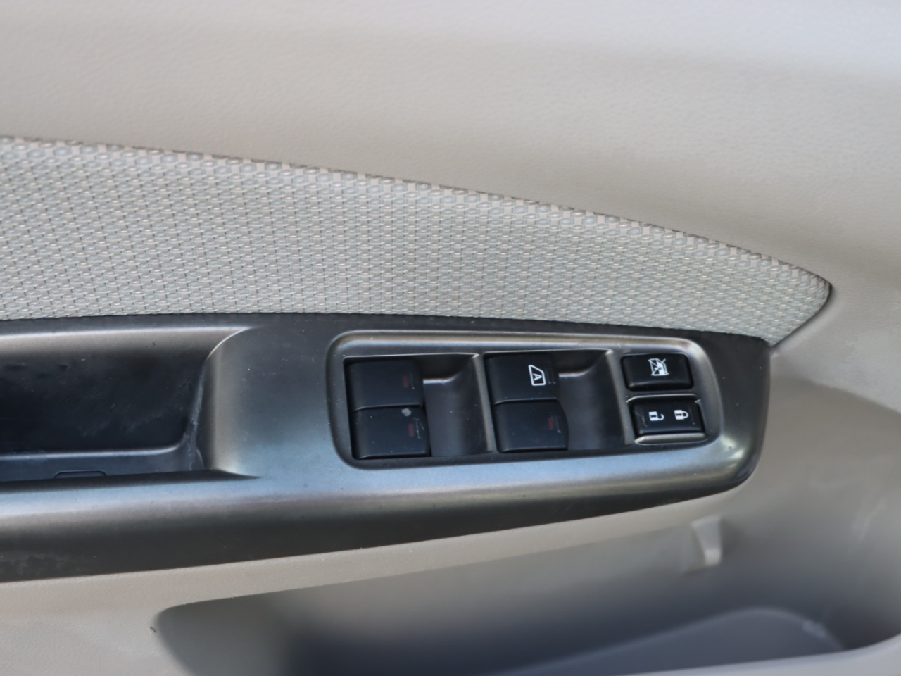 Subaru Forester 2.5X Premium 2011